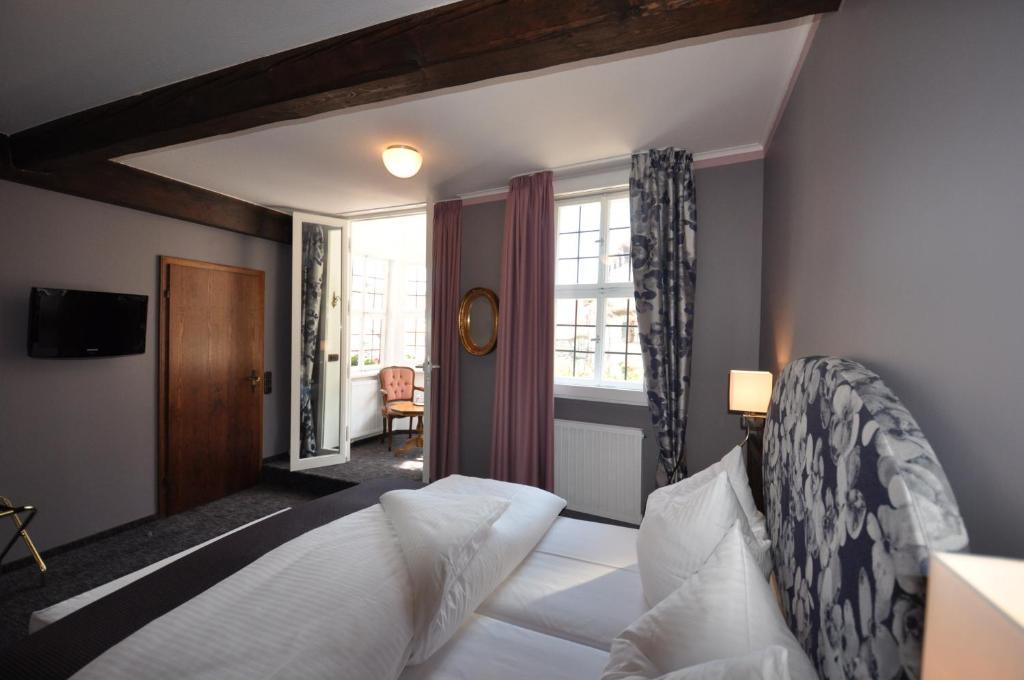 Hotel Schmuckkaestchen Miltenberg Room photo