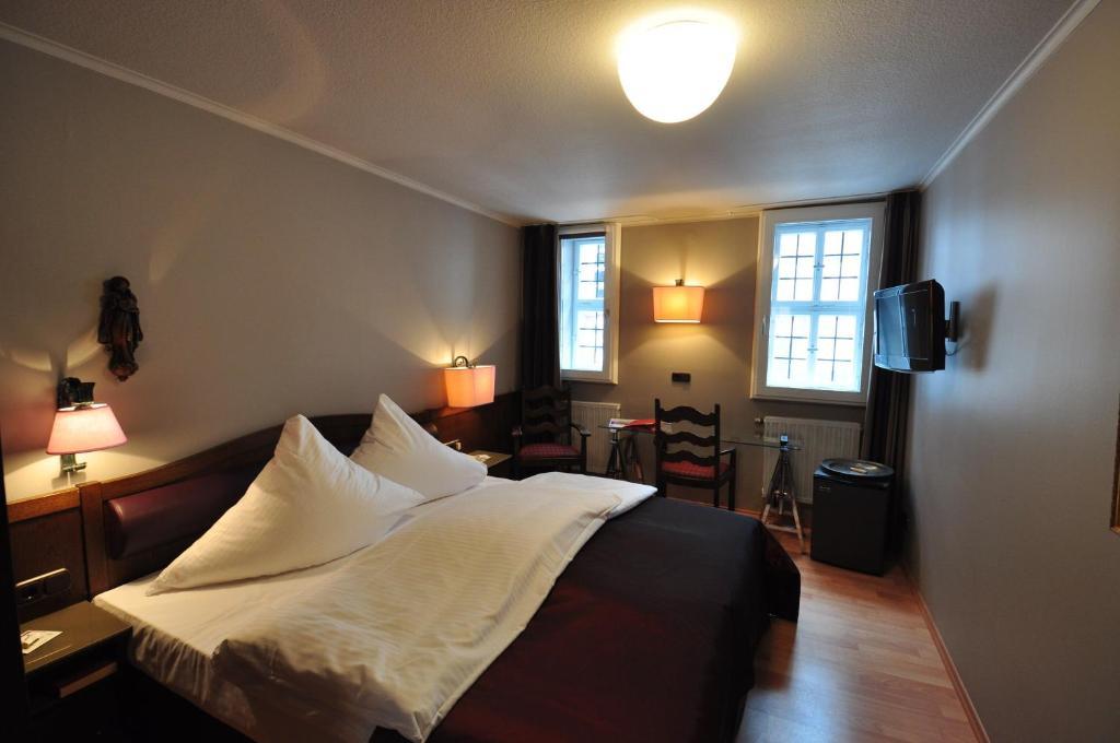 Hotel Schmuckkaestchen Miltenberg Room photo